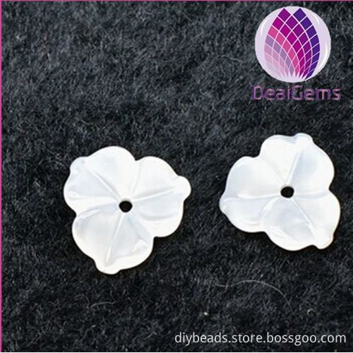 9mm white shell carve flower beads